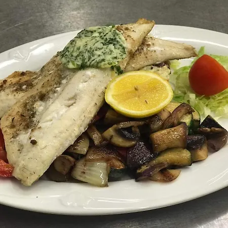 Affittacamere Malá Svatá Hora - Penzion&restaurace Mníšek pod Brdy