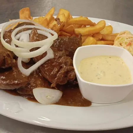Malá Svatá Hora - Penzion&restaurace * Mníšek pod Brdy