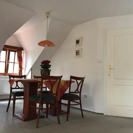 Affittacamere Malá Svatá Hora - Penzion&restaurace Mníšek pod Brdy